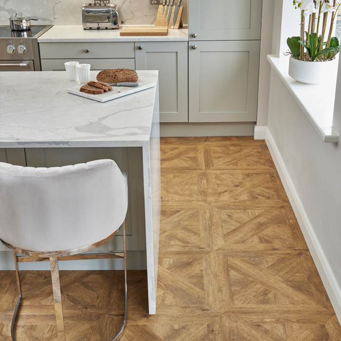 J2 Carpenters Oak Bretagne Panel BRE43