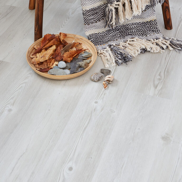J2 Flooring Scandinavian Pine NT53
