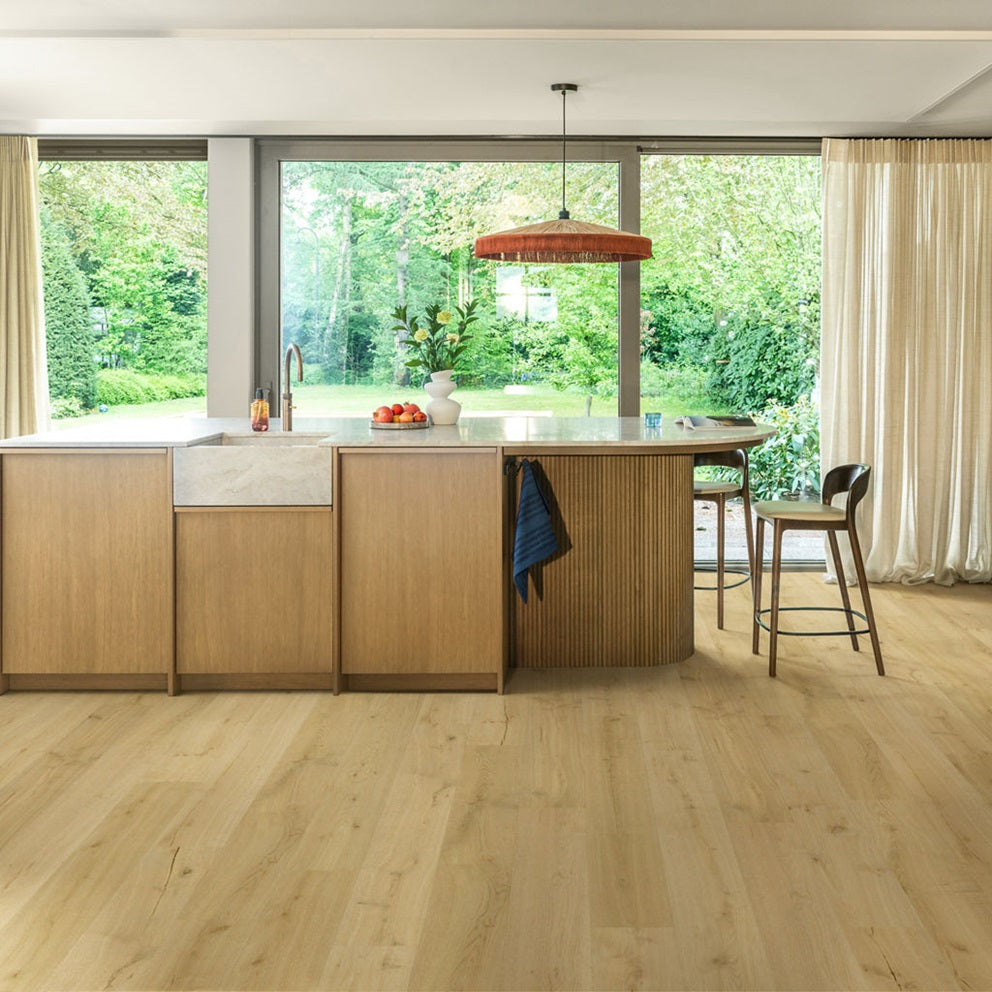QuickStep Impressive Almond Oak IM8255