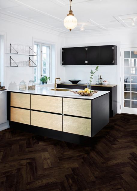 Moduleo LayRed Herringbone Country Oak 54991