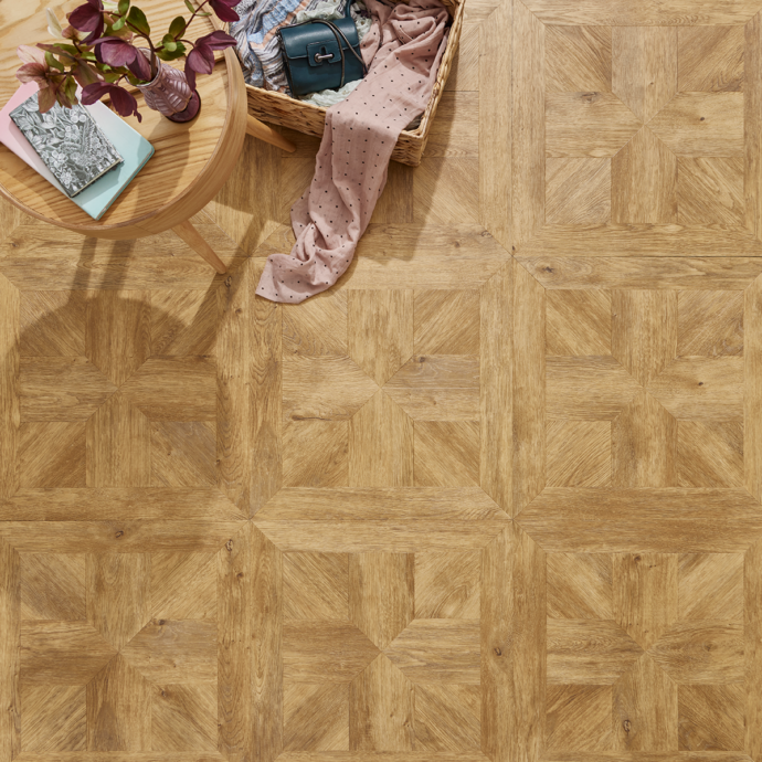 J2 Carpenters Oak Mansion Panel MAN43